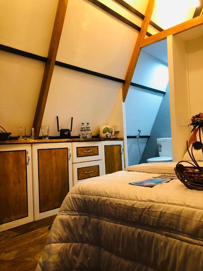 לינה וארוחת בוקר אינדורואה The We2 "Wildwood Elegance Escape" מראה חיצוני תמונה