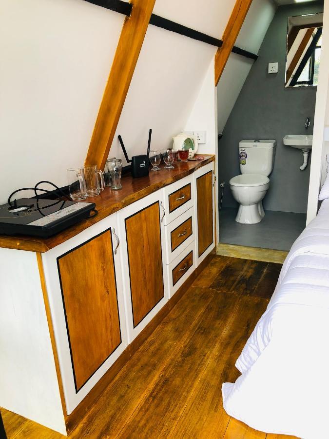 לינה וארוחת בוקר אינדורואה The We2 "Wildwood Elegance Escape" מראה חיצוני תמונה